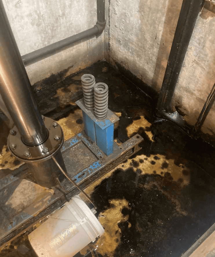 chống thấm thang máy